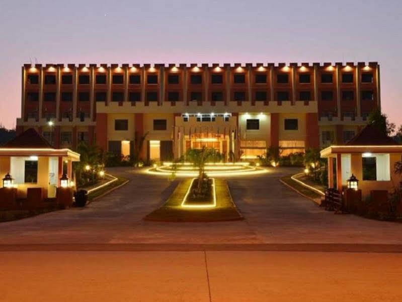 Great Wall Hotel - Nay Pyi Taw Oattara Thiri Exterior foto